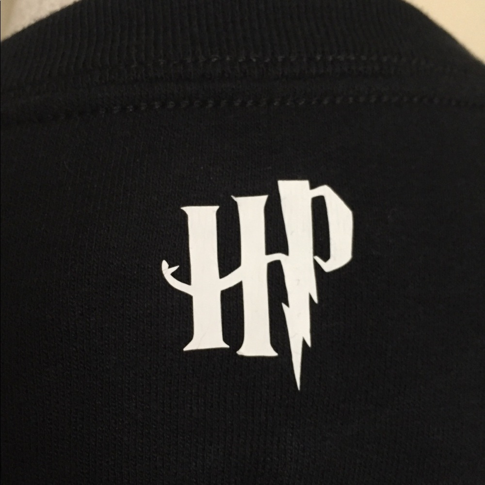 Last one! Harry Potter Graphic Hogwarts School Graphic Sweater Movie Always - Picture 3 of 8